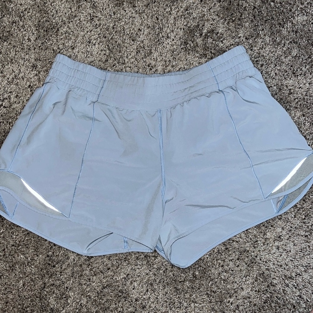 Lululemon hotty hot high rise lined short 4”